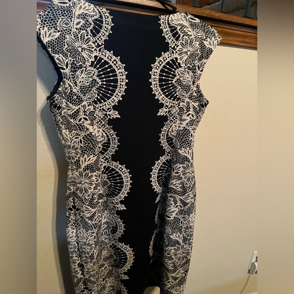 Tahari spandex dress